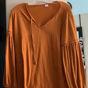Fall color long sleeve shirt